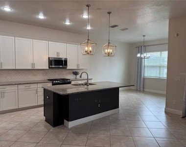 9153 Carmela Avenue - Photo Thumbnail 35