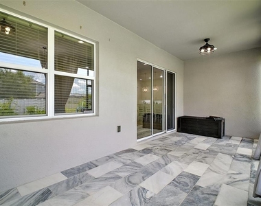 9153 Carmela Avenue - Photo Thumbnail 14