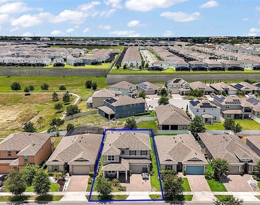 9153 Carmela Avenue - Photo Thumbnail 32