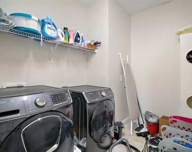 9153 Carmela Avenue - Photo Thumbnail 29