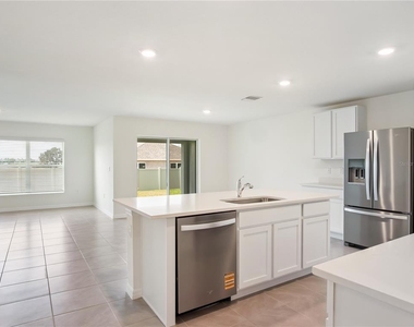 4770 Sw 88th Lane - Photo Thumbnail 3