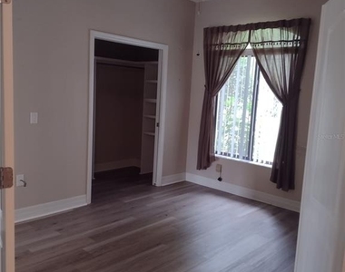 592 Dowling Circle - Photo Thumbnail 8