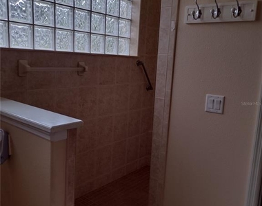 592 Dowling Circle - Photo Thumbnail 11