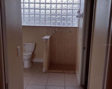 592 Dowling Circle - Photo Thumbnail 9