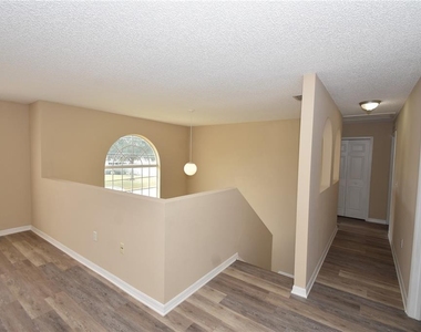 27 Riverdale Lane - Photo Thumbnail 16