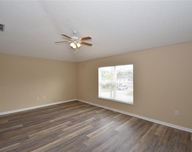 27 Riverdale Lane - Photo Thumbnail 21