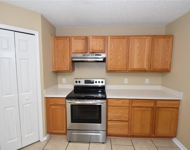 27 Riverdale Lane - Photo Thumbnail 9
