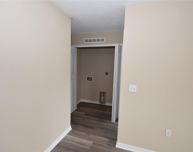 27 Riverdale Lane - Photo Thumbnail 19