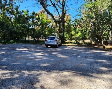410 W Howry Avenue - Photo Thumbnail 6