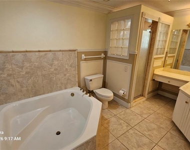 3998 Dakota Circle - Photo Thumbnail 19