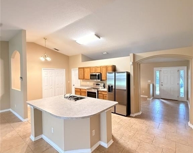 63 Richmond Dr. - Photo Thumbnail 3