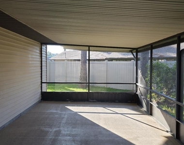 24 Wellside Lane - Photo Thumbnail 32
