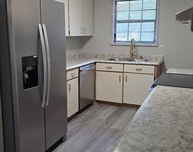 24 Wellside Lane - Photo Thumbnail 1