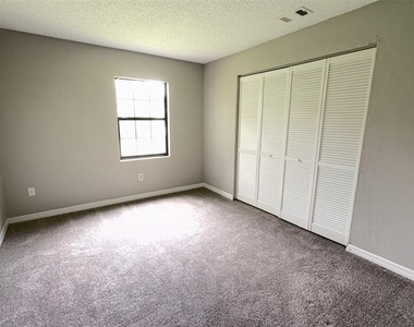 24 Wellside Lane - Photo Thumbnail 22