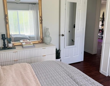 1003 Tropical Avenue - Photo Thumbnail 22