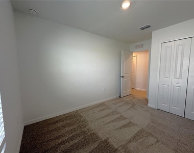28537 Sweet Meadow Drive - Photo Thumbnail 14