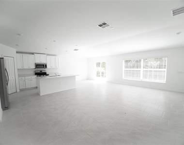 1124 Dorchester  Street Street - Photo Thumbnail 6