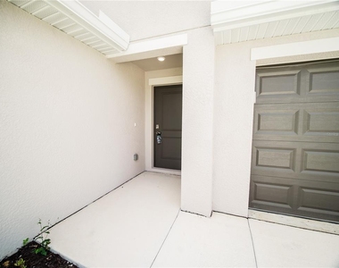 1124 Dorchester  Street Street - Photo Thumbnail 4