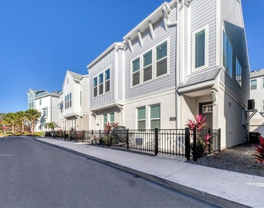 2313 Lindstrom Street - Photo Thumbnail 1