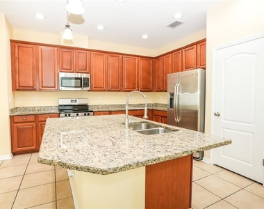 8834 39th Street Circle E - Photo Thumbnail 3
