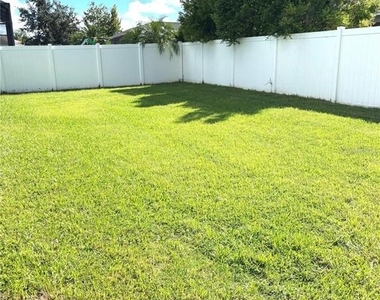 8834 39th Street Circle E - Photo Thumbnail 22