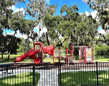 8834 39th Street Circle E - Photo Thumbnail 23