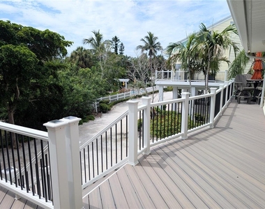 2934 Gulf Of Mexico Drive - Photo Thumbnail 30