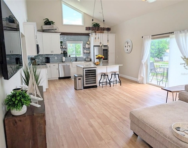 2934 Gulf Of Mexico Drive - Photo Thumbnail 4