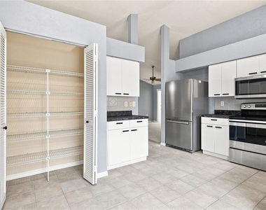 5311 72nd Street E - Photo Thumbnail 7