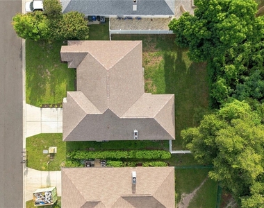2405 Appaloosa Circle - Photo Thumbnail 37