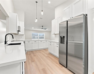 2405 Appaloosa Circle - Photo Thumbnail 27