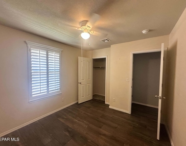 720 Villa Romero Drive - Photo Thumbnail 7