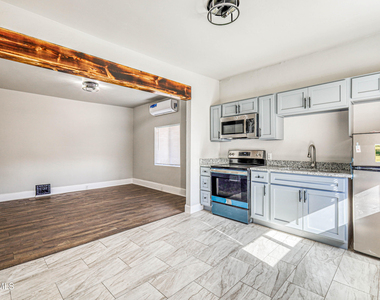 3622 Douglas Avenue - Photo Thumbnail 6