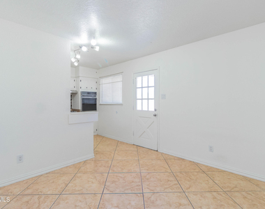 9924 Minuteman Street - Photo Thumbnail 11