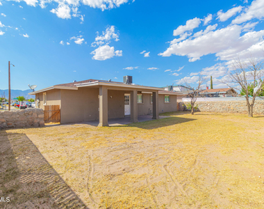 9924 Minuteman Street - Photo Thumbnail 32