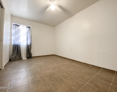 4700 Maxwell Avenue - Photo Thumbnail 9