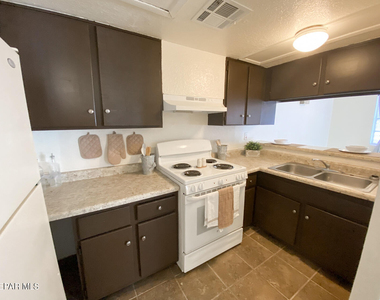 4700 Maxwell Avenue - Photo Thumbnail 7