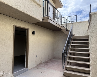 10642 Cuatro Vistas Drive - Photo Thumbnail 1
