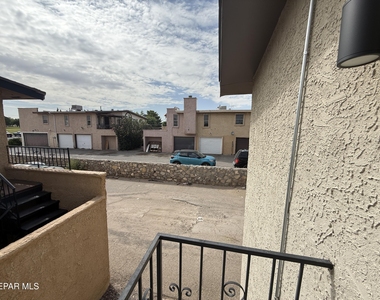 10642 Cuatro Vistas Drive - Photo Thumbnail 20