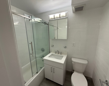 145 East 16th Street - Photo Thumbnail 6