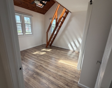 21 Stevens Street - Photo Thumbnail 14