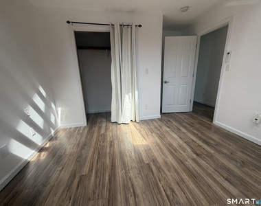 21 Stevens Street - Photo Thumbnail 16