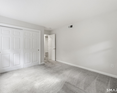 1 Concorde Way - Photo Thumbnail 19