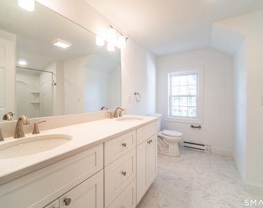 1154 Poquonnock Road - Photo Thumbnail 6