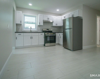 396 Chestnut Street - Photo Thumbnail 5