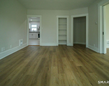 396 Chestnut Street - Photo Thumbnail 3