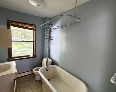 27 Soule Street - Photo Thumbnail 5