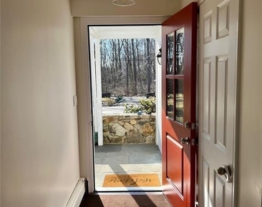 115 Seir Hill Road - Photo Thumbnail 3