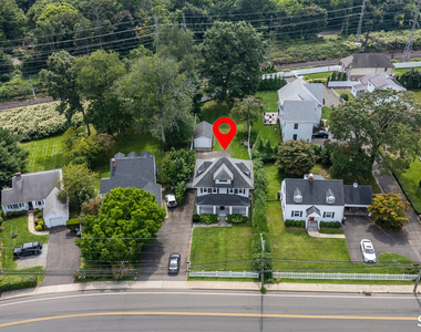 223 West Avenue - Photo Thumbnail 31