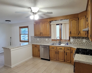 408 South Street - Photo Thumbnail 5